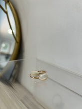 Load image into Gallery viewer, Mother of Pearl Pikake Bypass Ring