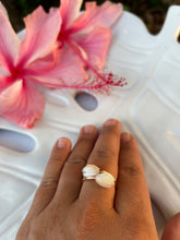 Load image into Gallery viewer, Mother of Pearl Pikake Bypass Ring