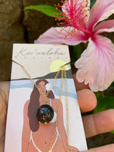 Load image into Gallery viewer, Tahitian pearl necklace mermaid skin