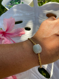Vintage white jade rollo bracelet