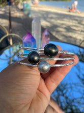 Load image into Gallery viewer, Tahitian Pearl Bangle Sterling Silver