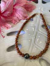 Load image into Gallery viewer, Tahitian Pearl with Sandalwood Necklace
