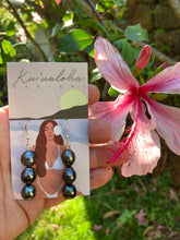 Load image into Gallery viewer, Tahitian pearl earrings