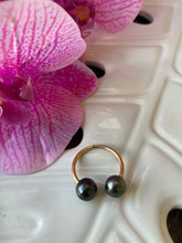 Load image into Gallery viewer, Tahitian pearl cuff ring
