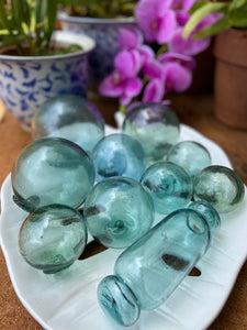 Floating glass balls/rolling pins