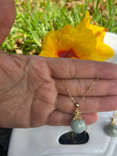 Load image into Gallery viewer, Green Jade Pineapple Necklace