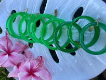 Load image into Gallery viewer, Green Apple Jade Bracelet